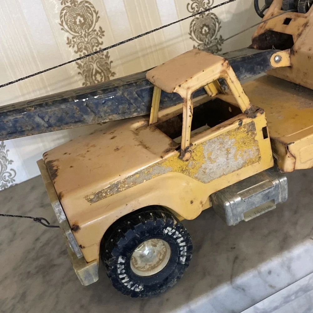 Nylint Road Builders 1950s 1960s Yellow Metal Steel Crane WORKING Distressed